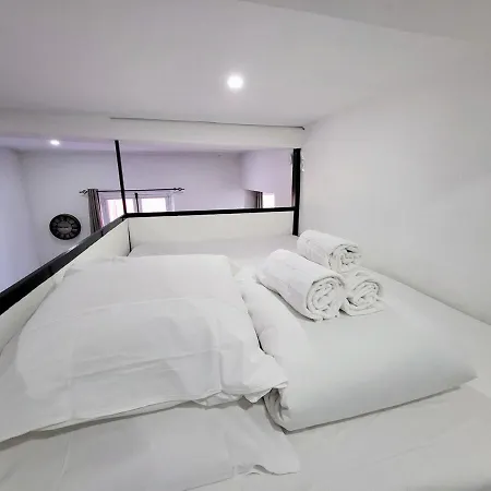 Wehost - Studio Le Choeur De Nice - 2 Lits / 4 Pers - Vieux Nice *
